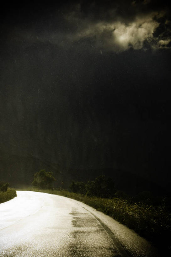 无人,竖图,室外,白天,旅游,度假,美景,雨,暴风雨,日光,意大利,弯曲,反射,景观,山路,娱乐,自然,享受,休闲,景色,放松,摄影,宁静,自然风光,危险,彩图,旅行