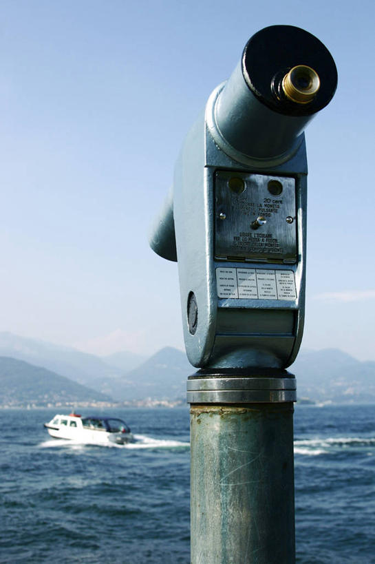 无人,竖图,室外,特写,白天,仰视,仪器,科技,山,船,意大利,眺望,检查,研究,反射,分析,科学,望远镜,地平线,辽阔,地面,船尾波,波浪,观察,广阔,清晰,探索,摄影,放大,观看,一望无际,仔细,科研,科学技术,瞭望,聚焦,关注,延伸,远视镜,瞭望镜,马祖尔湖,天地相交,光学,清楚,无边无际,一马平川,彩图,低角度拍摄,投币式望远镜,光学仪器,千里镜