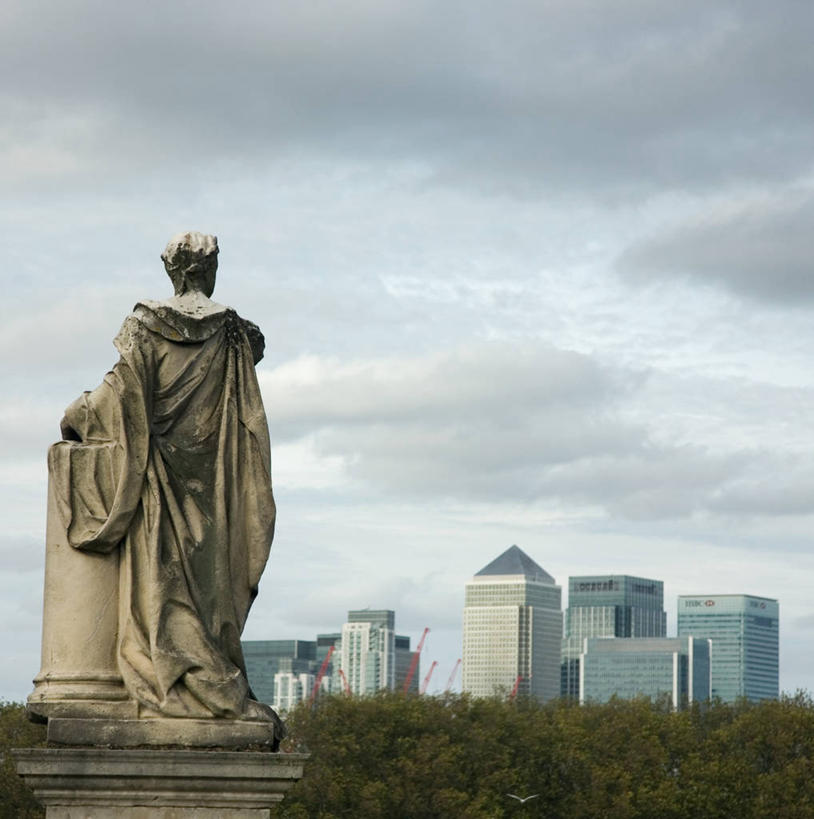 无人,方图,室外,白天,天际线,多云,建筑,摩天大楼,英国,标志,雕像,符号,首都,标识,现代,摄影,格林威治,性别符号,树篱,彩图,男性符号