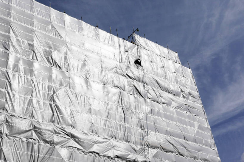 无人,横图,室外,白天,仰视,建筑业,建筑,纺织品,金属制品,金属,包装,首都,脚手架,摄影,保护,彩图,低角度拍摄