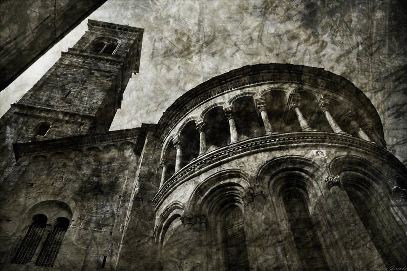 无人,横图,黑白,室外,白天,仰视,建筑,柱子,古城,塔,摄影,贝加莫,彩图,低角度拍摄,大教堂