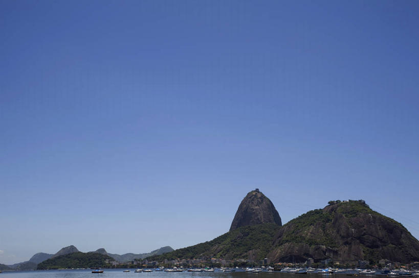 无人,横图,室外,白天,留白,海洋,美景,山,水,船,巴西,景观,山顶,风景,天空,自然,地标建筑,景色,南美,运输,摄影,宁静,环境,自然风光,里约热内卢,万里无云,里约热内卢州,甜面包山,彩图,旅行