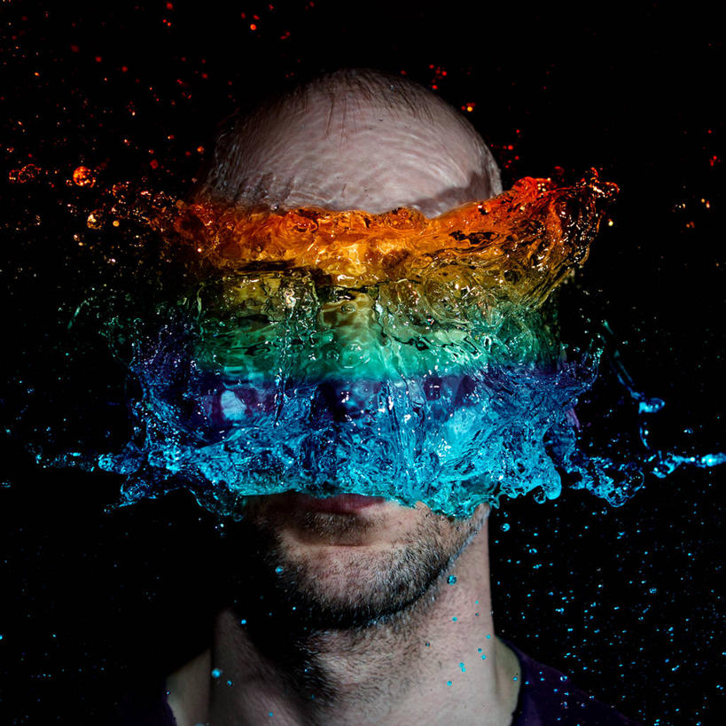 成年人,中年人,脸,头,脸颊,一个人,方图,正面,水,加拿大,仅一个男性,仅一个人,仅一个中年男性,黑色背景,溅,数码合成,肩膀,人体,摄影,撞击,肖像,伯灵顿,脱发,男人,男性,中年男性,头部,脸部,脸蛋,面部,彩图,影棚拍摄,胡茬