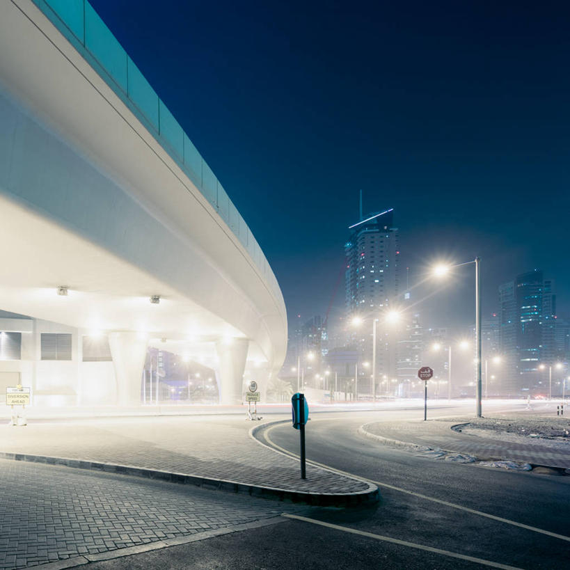 无人,方图,室外,夜晚,度假,美景,雾,城市风光,城市,道路,建筑,街道,路,路灯,公路,景观,桥,交通,联系,娱乐,天空,享受,休闲,景色,放松,运输,摄影,照亮,阿拉伯联合酋长国,迪拜,波斯湾,迪拜码头,马路,彩图