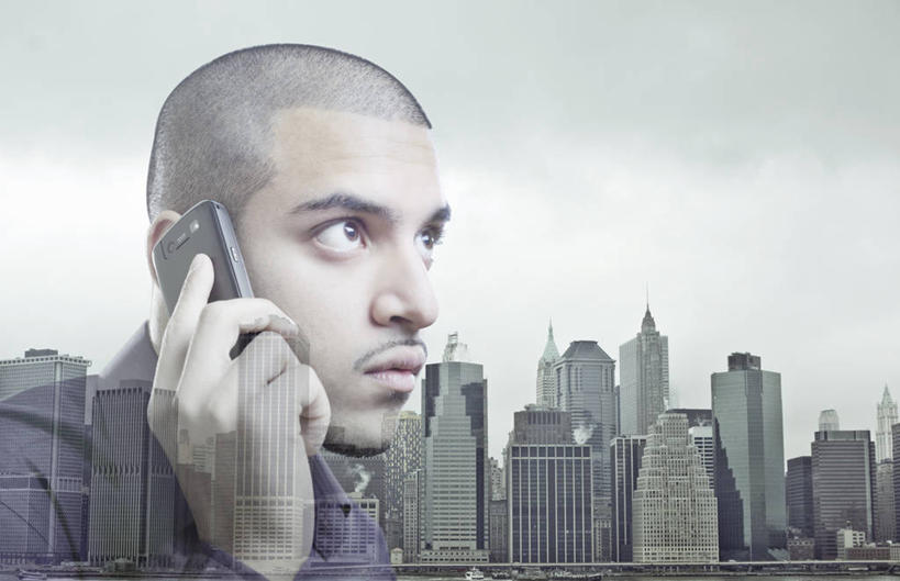 成年人,脸,头,脸颊,胡须,秃头,一个人,商务人士,商务男性,打电话,横图,室外,白天,侧面,衬衫,度假,商务,通讯,美景,天际线,城市风光,城市,建筑,摩天大楼,手机,爱尔兰,英国,欧洲,仅一个男性,仅一个人,套装,景观,首都,拿着,娱乐,数码合成,肩膀,仅一个年轻男性,天空,看,享受,休闲,景色,放松,摄影,企业,公司,西欧,商务装,工薪阶层,爱尔兰共和国,首府,无线电技术,沃特福德郡,男人,男性,年轻男性,印度人,年轻人,头部,光头,胡子,络腮胡,无发,脸部,脸蛋,面部,白领,上班族,彩图,衬衣,动机,瓦特福,沃特福德