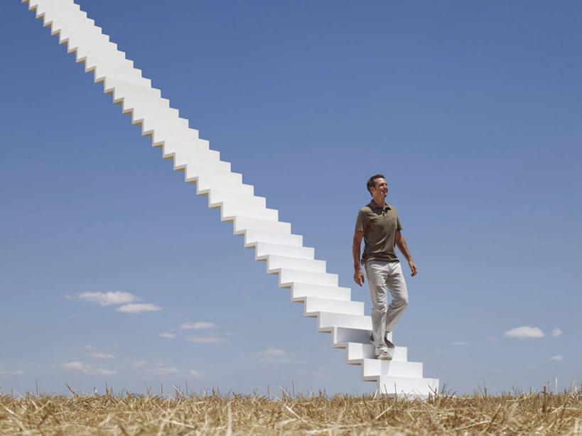 西方人,成年人,中年人,一个人,农场,横图,室外,白天,留白,旅游,度假,成功,美景,日光,欧洲,南非,欧洲人,仅一个男性,仅一个人,仅一个中年男性,景观,田地,休闲装,娱乐,蓝色,天空,自然,职业,享受,休闲,景色,放松,摄影,环境,成就,抵达,自然风光,选择,渴望,晋升,西开普省,下移,预测,男人,男性,中年男性,白种人,彩图