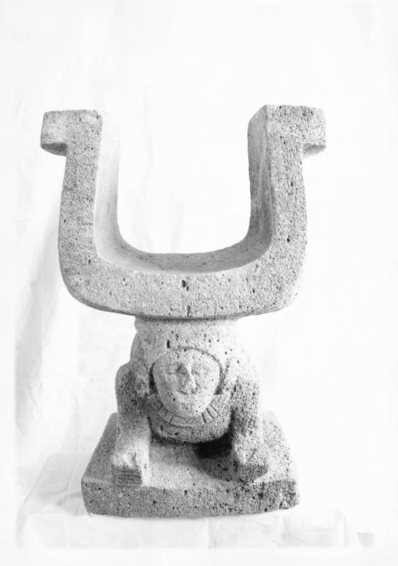 无人,竖图,黑白,插画,特写,正面,数码,科技,雕塑,阴影,网络,雕像,高光,几何,计算机图形,合成,图画,历史,画,古代,一个,单个,电脑合成图,数码合成图,合成图,漫画,写实,具体,具象,古代文明,美术工艺,影棚拍摄,拟人,过去