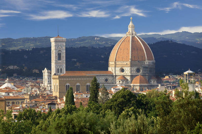 无人,教堂,横图,俯视,室外,白天,度假,美景,山,山脉,城市风光,城市,建筑,意大利,佛罗伦萨,欧洲,节日,景观,云,文化,娱乐,树,天空,祈祷,享受,休闲,健康,景色,放松,许愿,摄影,宗教,信仰,纪念,祈求,基督教,托斯卡纳,圆顶建筑,地中海文化,南欧,天主教,意大利文化,托斯卡纳区,哥特式风格,意大利共和国,首府,维琪奥王宫,百花之城,翡冷翠,托斯卡纳大区,韦奇奥宫,平安,彩图,高角度拍摄,大教堂,佛罗伦斯,佛罗伦斯省