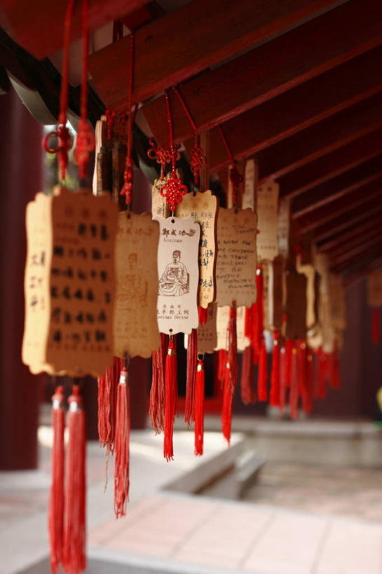 无人,寺庙,竖图,彩色,室内,水下,台湾,亚洲,吊挂,悬挂,节日,丰富,挂,历史,文化,红色,祈祷,健康,许愿,摄影,宗教,佛教,信仰,纪念,五颜六色,祈求,色彩斑斓,神殿,宗教建筑,五彩缤纷,宗教用品,五彩斑斓,台南,五光十色,象头神,迦尼萨,平安,彩图,传统文化,毗那也迦,毗那夜迦,象鼻财神,象鼻天,障碍神,过去