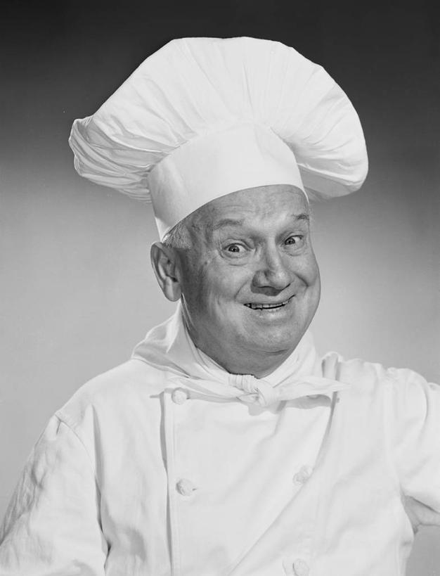 西方人,成年人,中年人,老年人,脸,头,脸颊,一个人,微笑,竖图,黑白,制服,幸福,欧洲,欧洲人,仅一个男性,仅一个人,仅一个中年男性,古典,肩膀,摄影,幽默,肖像,厨师服,男人,男性,中年男性,白种人,头部,脸部,脸蛋,面部,主厨,影棚拍摄,欢乐