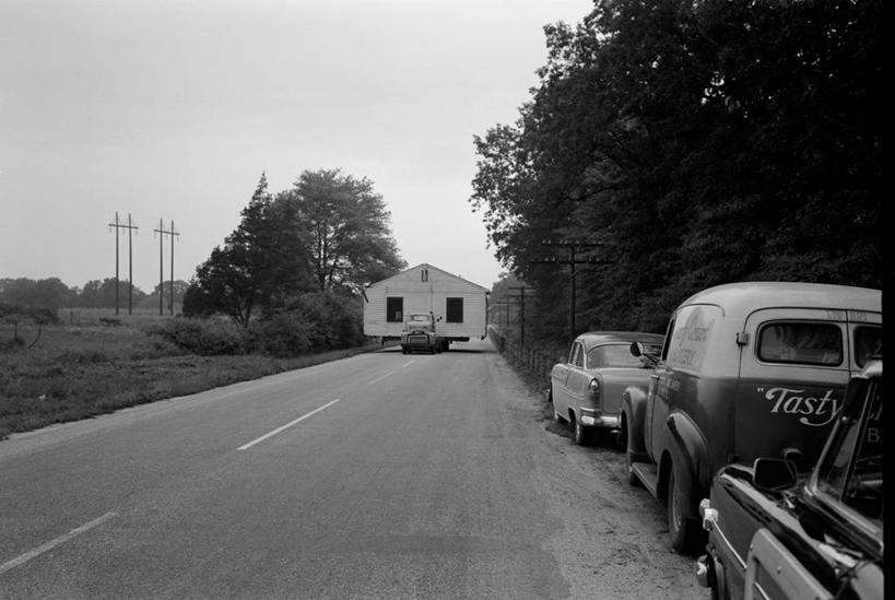 无人,横图,黑白,室外,白天,旅游,度假,旅途,美景,卡车,路,汽车,美国,房屋,景观,娱乐,树,自然,享受,休闲,景色,放松,运输,摄影,搬家,自然风光,新泽西,搬迁,旅行