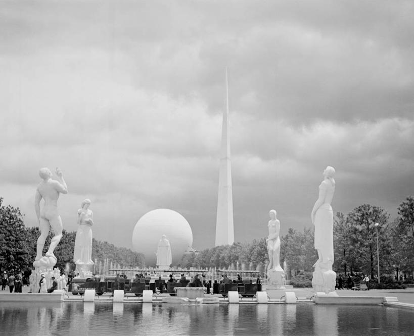 公园,横图,黑白,室外,白天,水,城市,雕塑,纽约,美国,艺术,反射,标志,雕像,符号,柱子,池塘,云,历史,标识,树,地标建筑,球体,摄影,手艺,纽约州,性别符号,美术工艺,法拉盛,旅行,男性符号,传统节日