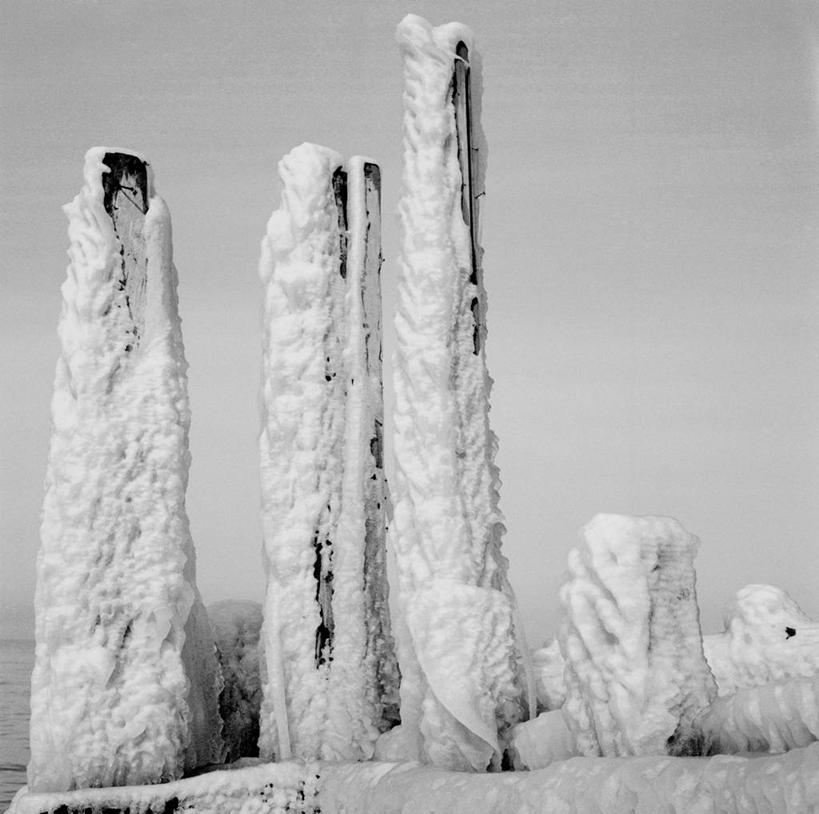 无人,横图,方图,黑白,室外,白天,美国,冰,冬天,天气,木桩,寒冷,摄影,宁静,北美,安大略湖