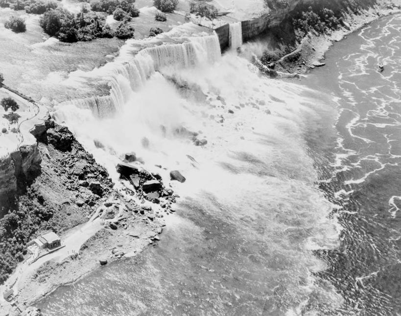 无人,横图,俯视,航拍,黑白,室外,白天,河流,美景,瀑布,美国,溅,地形,景观,风景,自然,景色,摄影,鸟瞰,自然风光,尼亚加拉河,尼亚加拉瀑布,高角度拍摄