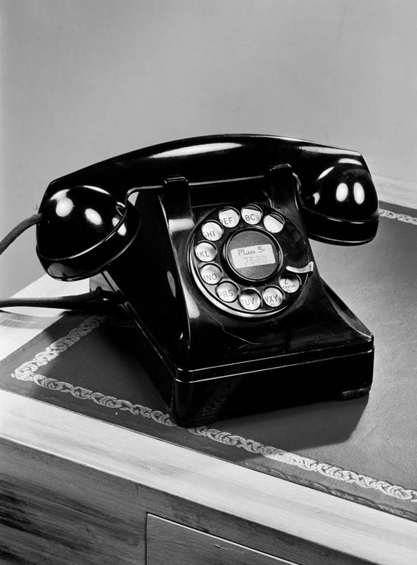 无人,竖图,黑白,室内,白天,通讯,桌子,美国,光线,光芒,古典,一个,黑色,摄影,单个,简单,座机