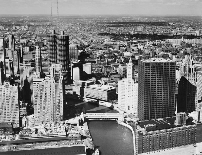 无人,横图,俯视,航拍,黑白,室外,白天,度假,河流,美景,城市风光,城市,建筑,摩天大楼,美国,地平线,景观,辽阔,地面,娱乐,享受,休闲,广阔,景色,放松,摄影,一望无际,北美,北美洲,鸟瞰,延伸,美洲,市区,伊利诺斯州,天地相交,芝加哥市,北亚美利加洲,亚美利加洲,芝加哥河,无边无际,一马平川,高角度拍摄,美利坚合众国