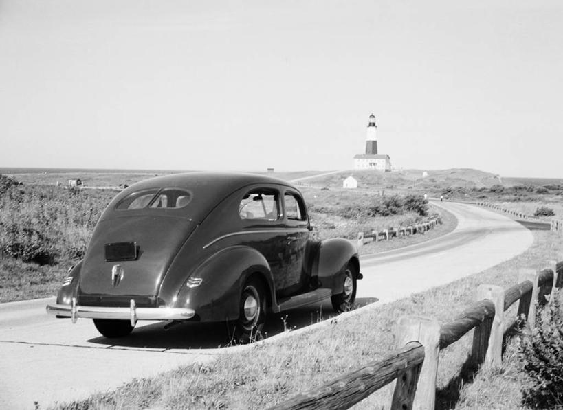 无人,横图,黑白,室外,白天,旅游,旅途,道路,汽车,美国,信息,灯塔,交通,方向,运输,摄影,靠近,引导,指引,纽约州,航标,旅行,导航