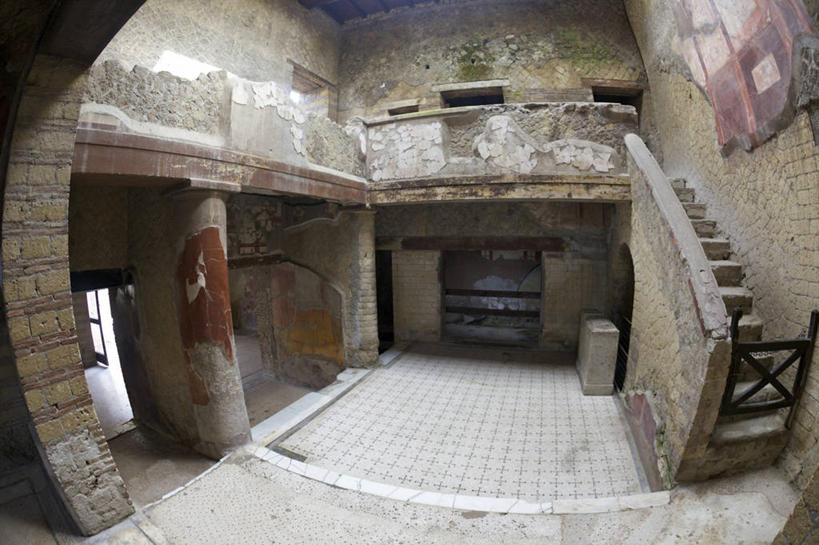 无人,横图,插画,室内,白天,鱼眼镜头,数码,科技,楼梯,建筑,意大利,阴影,网络,庭院,高光,几何,计算机图形,合成,图画,历史,古罗马,废墟,画,地标建筑,考古学,电脑合成图,数码合成图,合成图,漫画,意大利文化,写实,具体,具象,赫库兰尼姆,彩图