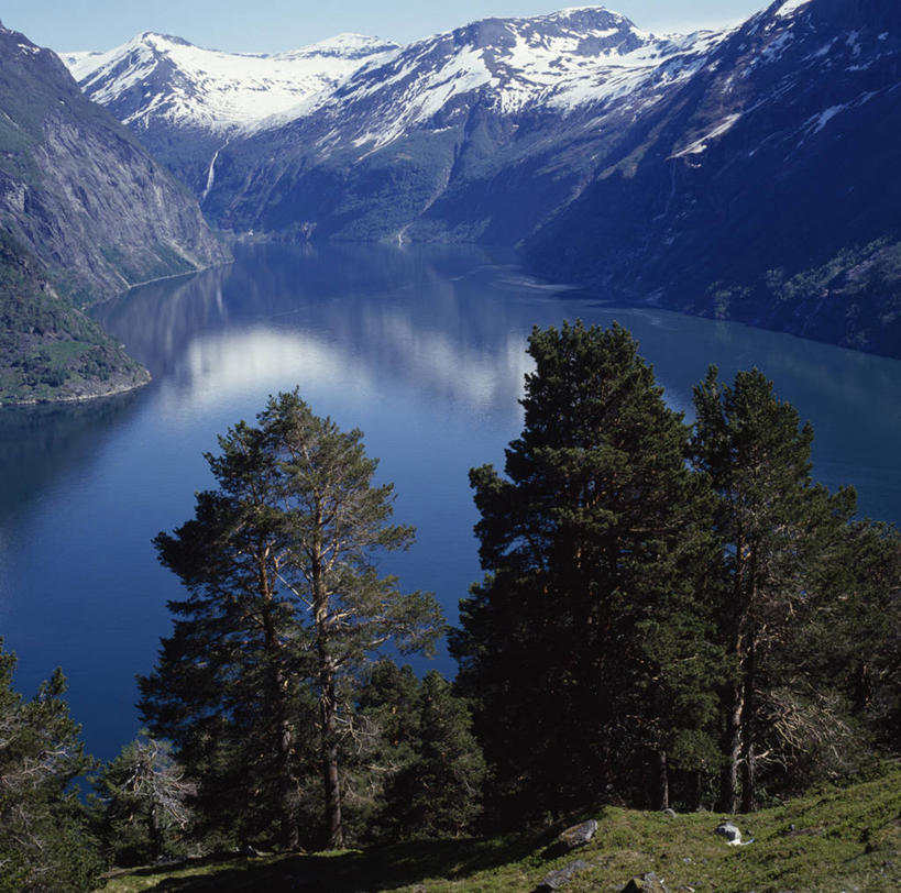 无人,横图,方图,室外,白天,湖,美景,山,雪山,挪威,地形,景观,树,风景,自然,景色,摄影,自然风光,盖伦格峡湾,彩图