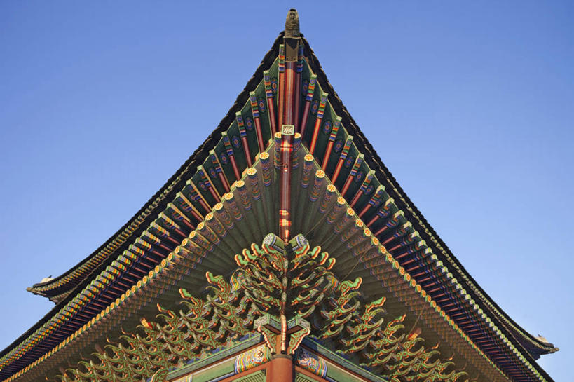 无人,宫殿,横图,室外,白天,仰视,旅游,建筑,景福宫,首尔,韩国,装饰,屋顶,首都,历史,地标建筑,摄影,万里无云,朝鲜半岛,式样,设计,彩图,低角度拍摄,旅行,联合国教科文组织