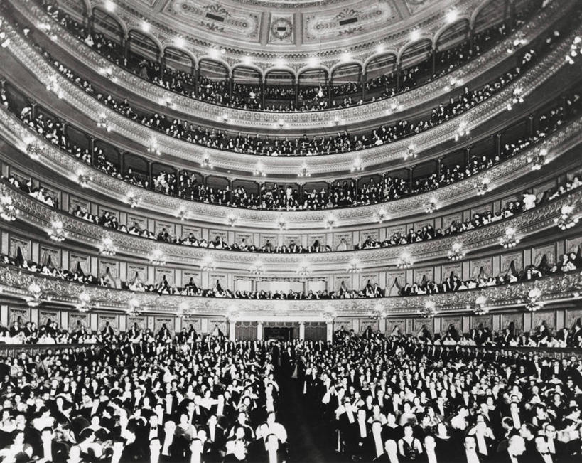 成年人,人群,观众,博物馆,舞台,坐,横图,室内,阳台,城市,建筑,剧院,阿根廷,表演,歌剧院,首都,扮演,南美,摄影,观看,活动,南美洲,演出,拉丁美洲,美洲,群众,歌剧,亚美利加洲,南亚美利加洲,结肠,阿根廷共和国,布宜诺斯艾利斯,拉丁文,男人,女人,休闲活动,彩图,旅行,科隆大剧院,哥伦布大剧院