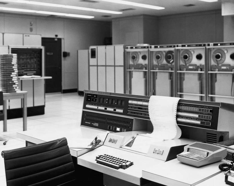 无人,横图,黑白,室内,商务,键盘,打印机,技术,科技,椅子,科学,实验室,光,设备,输入设备,通讯设备,书桌,物品,工业,摄影,电灯,电,主机,机房,企业,公司,照明设备,通信设备,计算机设备,进展,电脑键盘,计算机,工业机械