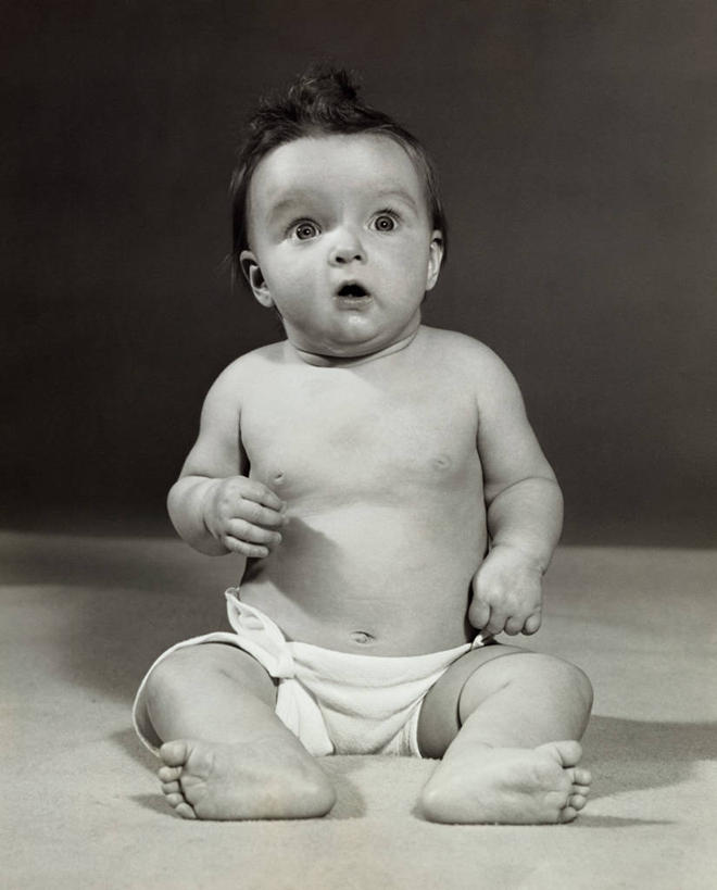 婴儿,儿童,一个人,说,竖图,室内,讨论,纯洁,仅一个人,小孩,可爱,凝视,摄影,活泼,惊奇,宝宝,纯真,烂漫,无邪,迷惑,交流,伶俐,天真,震惊,孩子,沟通,讲话,交谈,商讨,说话,谈话,彩图