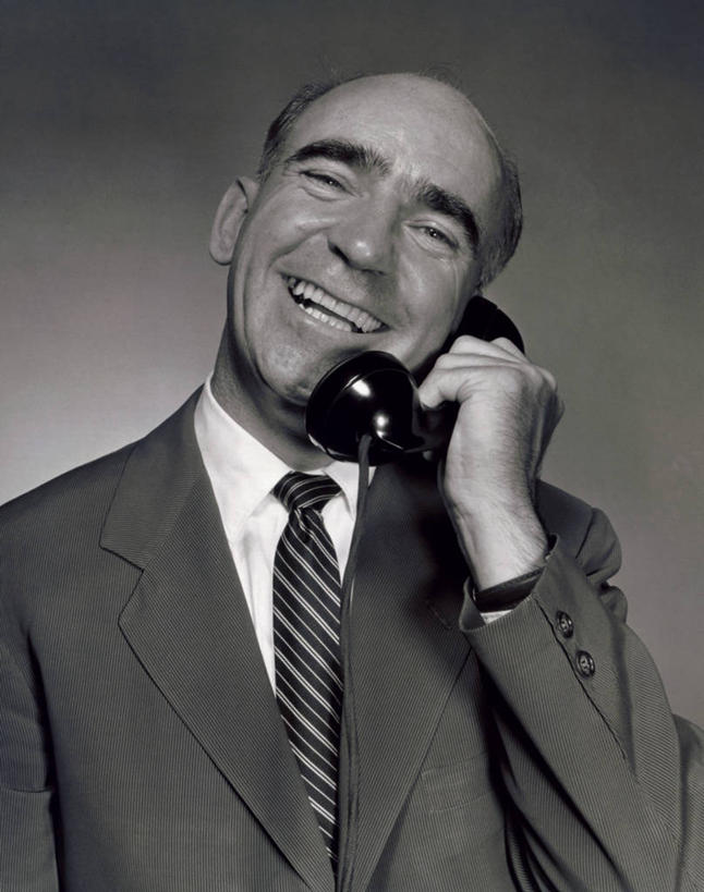 西方人,成年人,老年人,一个人,商务人士,商务男性,打电话,竖图,室内,衬衫,商务,通讯,欧洲,欧洲人,仅一个男性,仅一个人,仅一个中年男性,套装,摄影,生活方式,商务装,工薪阶层,脱发,男人,男性,中年男性,白种人,白领,上班族,电话机,说话,彩图,衬衣