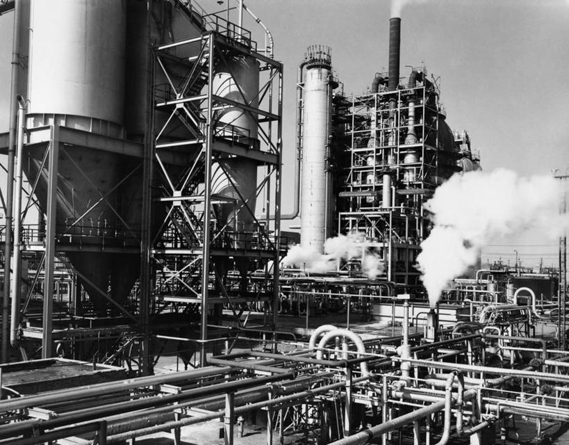 无人,工厂,横图,黑白,室外,白天,化工厂,烟囱,环保,天空,烟,工业,排放,摄影,能源,污染,回收,资源,利用,低碳,循环,工业建筑,持续,空气污染