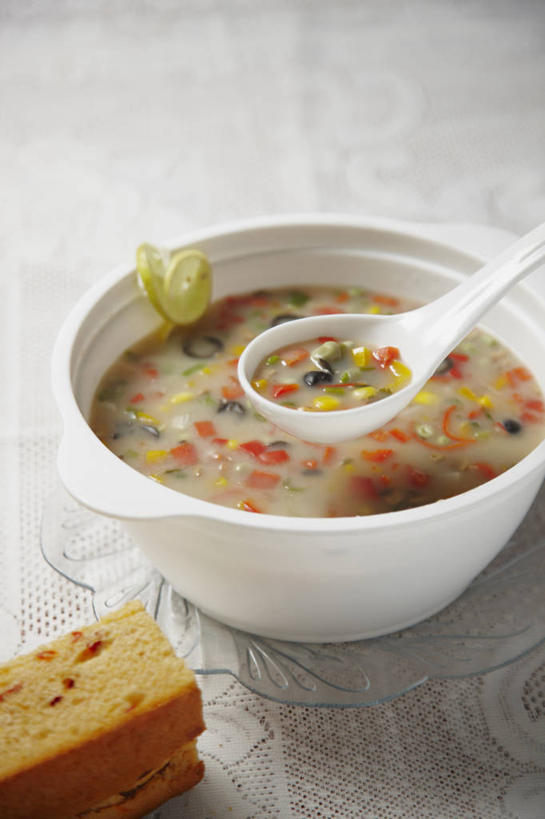 无人,竖图,蔬菜,餐具,汤,饮食,汤匙,碗,摄影,膳食,清新,健康食物,彩图,影棚拍摄