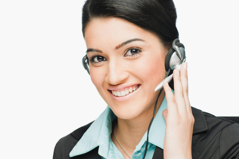 成年人,脸,头,脸颊,头发,一个人,坐,笑,微笑,露齿笑,横图,特写,白色背景,商务,仅一个年轻女性,仅一个女性,仅一个人,肩膀,黑色,耳麦,职业,摄影,肖像,年轻女性,女人,女性,印度人,年轻人,头部,脸部,脸蛋,面部,白领,彩图,影棚拍摄,美人,客户服务代表