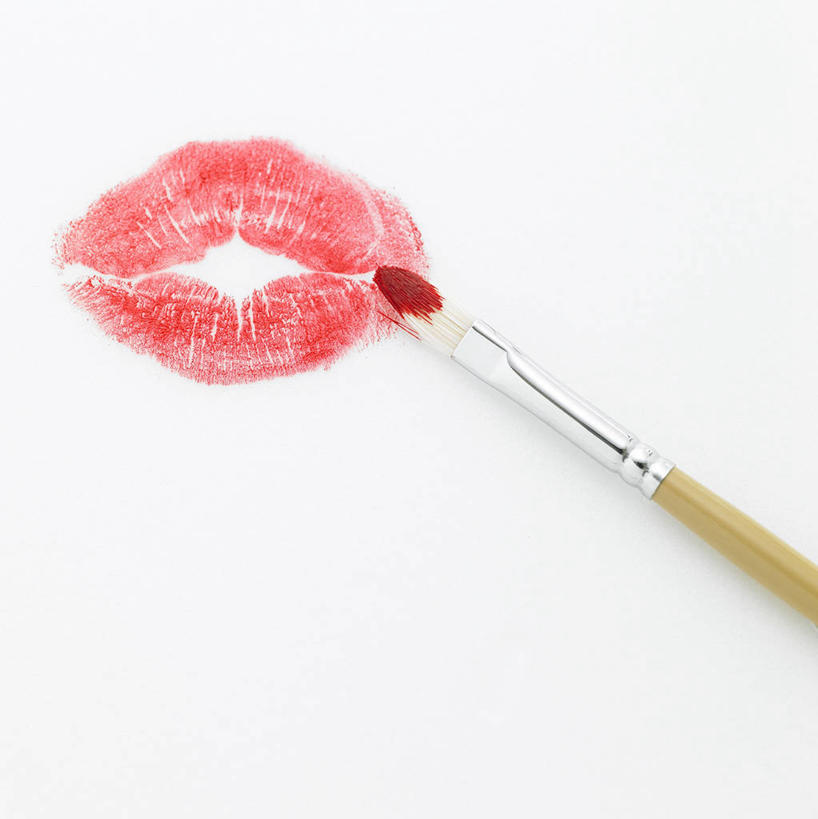 无人,竖图,俯视,室内,特写,白天,白色背景,静物,一把,阴影,反射,影子,唇刷,一个,唇膏,化妆品,化妆刷,刷子,口红,摄影,影棚,单个,美容工具,化妆用品,彩妆刷,化妆工具,唇棒,彩图,高角度拍摄,影棚拍摄,拍摄