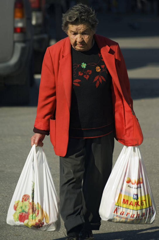 学生,酒吧,横图,友谊,生产线,爱沙尼亚,喝,酒类,首都,酒,饮料,社区,放松,摄影,塔林,式样,彩图