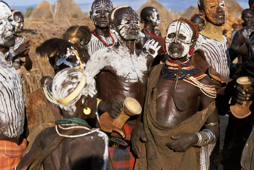 成年人,鼓掌,横图,室外,非洲,埃塞俄比亚,装饰,摄影,支撑,男人,女人,发型,彩图,舞蹈,传统文化