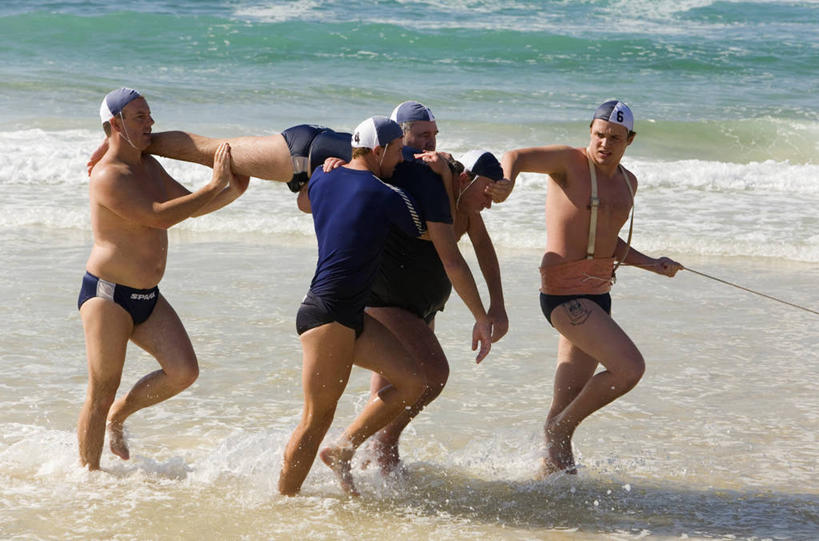 冲浪,游泳,成年人,一个人,救生员,竖图,室外,泳装,锻炼,海洋,水,澳大利亚,仅一个男性,蓝色,白色,安全带,夏天,摄影,生活方式,太平洋,图标,游泳帽,肖像,悉尼,新南威尔士,援救,男人,海滩,彩图,传统文化