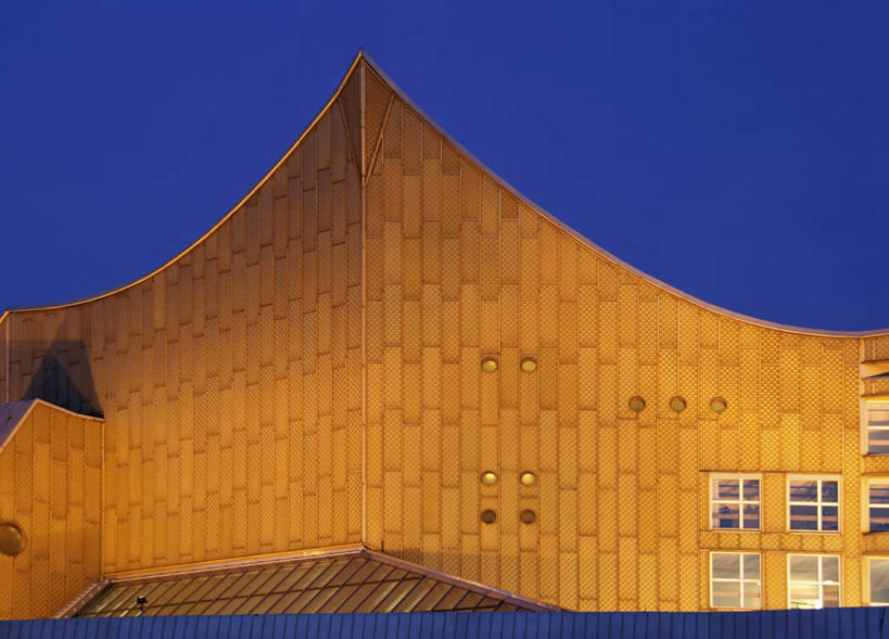 无人,广场,横图,室外,技术,城市,建筑,路,摩天大楼,德国,欧洲,标志,文字,眼镜,首都,标识,现代,柏林,波茨坦广场,黄昏,摄影,照亮,徽章,设计,彩图,索尼中心