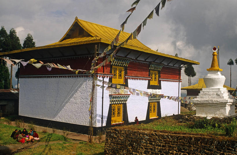 儿童,一个人,微笑,横图,快乐,通讯,纯洁,印度,亚洲,仅一个女性,仅一个人,会议,小孩,动物,仅一个小孩,面对面,可爱,童年,童趣,摄影,亚洲象,童真,烂漫,无邪,爱抚,喀拉拉邦,孤儿,天真,女孩,女人,女性,孩子,象,触摸,彩图,旅行,女生