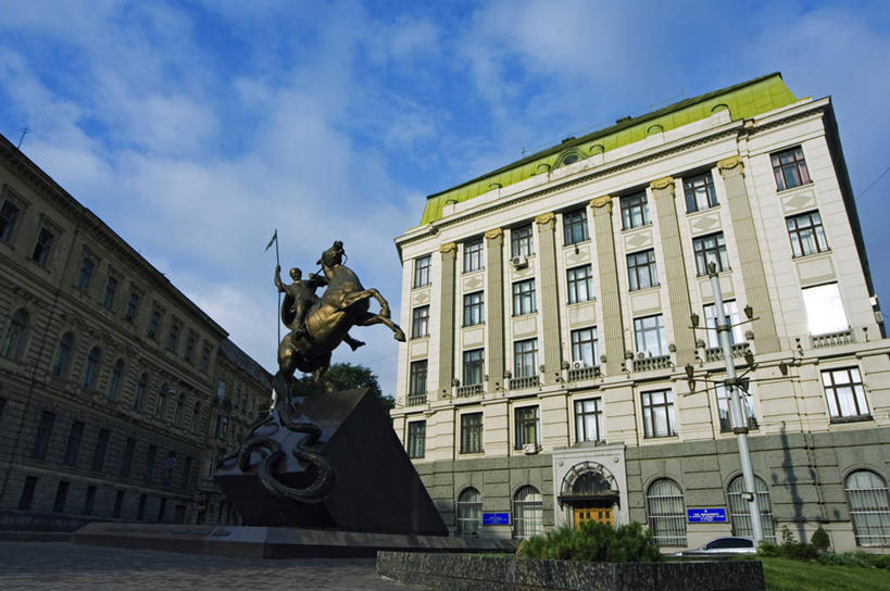 无人,竖图,室外,帽子,雕塑,乌克兰,雕像,古城,礼帽,历史,铜像,摄影,东欧,彩图,咖啡馆,联合国教科文组织