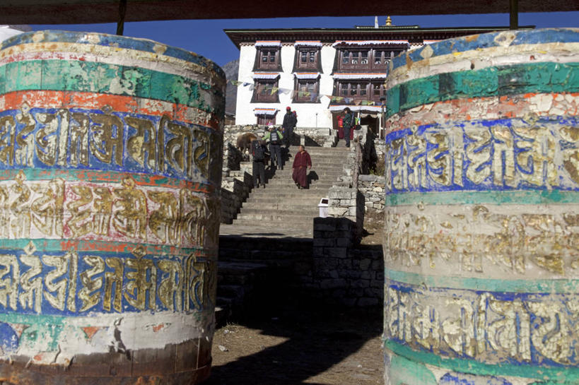 无人,横图,尼泊尔,亚洲,文字,墙,小路,祈祷,摄影,宗教,佛教,宗教建筑,喜马拉雅山脉,珠穆朗玛峰,灵性,彩图,旅行,鲲鹏