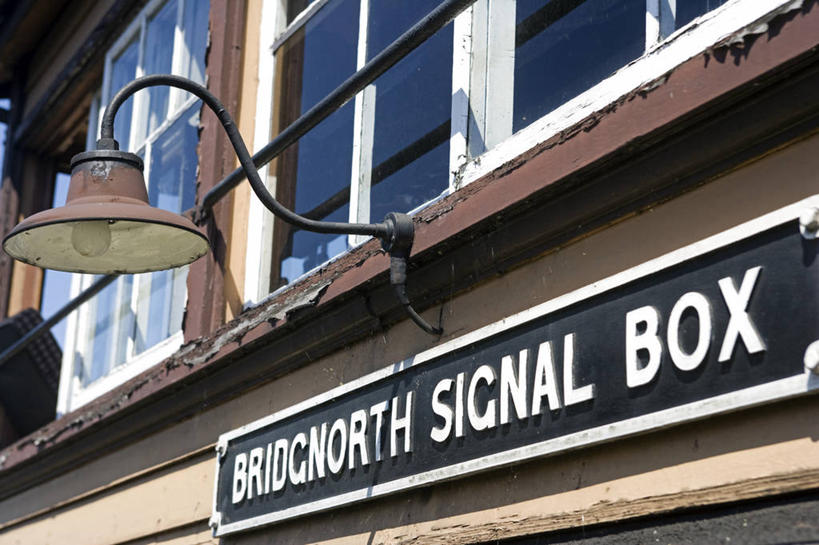 无人,横图,室外,旅游,度假,路,铁路,火车,车站,英国,欧洲,蒸汽,轨道,交通,铁轨,历史,英格兰,灯,工业,运输,摄影,西欧,大不列颠,大不列颠及北爱尔兰联合王国,大不列颠及爱尔兰联合王国,蒸汽机车,塞文河,休闲活动,彩图,旅行,大不列颠王国,大英帝国,联合王国,日不落帝国,传统文化