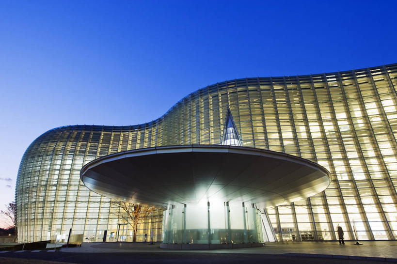 无人,横图,室外,夜晚,仰视,度假,美景,城市风光,城市,建筑,摩天大楼,东京,日本,亚洲,光,景观,高处,首都,娱乐,现代,享受,休闲,景色,放松,摄影,展览,照亮,照明设备,美术馆,创新,六本木,设计,彩图,低角度拍摄,黑川纪章