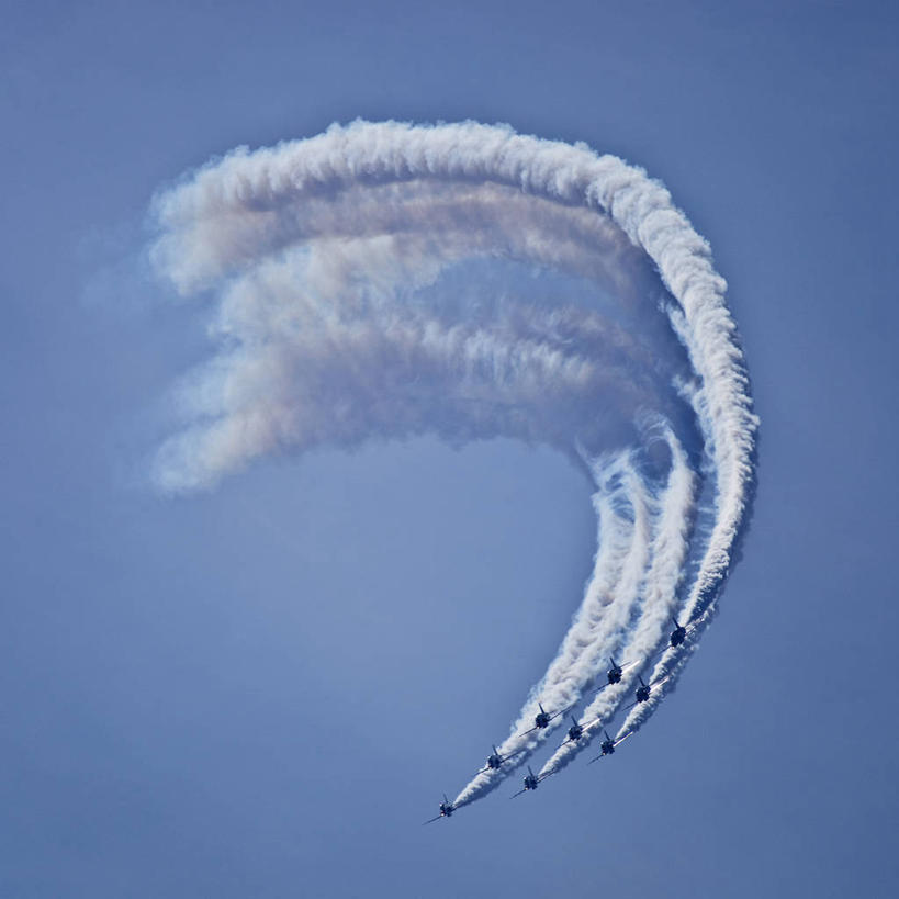 无人,吸烟,方图,室外,白天,骄傲,爱尔兰,欧洲,表演,对称,欧盟,蓝色,天空,小溪,摄影,空军,刨子,飞行器,顺序,事件,英国文化,皇室,爱尔兰共和国,康诺特省,彩图,旅行,英国皇家空军,高维郡