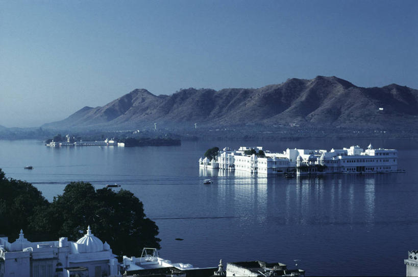 无人,宫殿,横图,室外,湖,山,山脉,水,酒店,船,印度,亚洲,漂浮,浪漫,摄影,享乐,华贵,拉贾斯坦邦,乌代浦,湖上皇宫,彩图