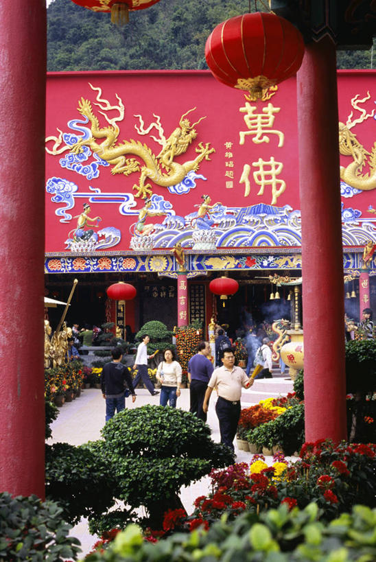 竖图,夜晚,购物,旅游,商务,消费,城市,霓虹灯,香港,亚洲,标志,文字,顾客,广告,黄昏,摄影,肖像,忙碌,群众,市区,九龙,旺角,油麻地,彩图,旅行,柱头