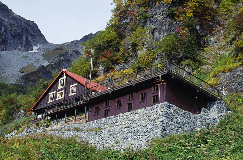 无人,横图,室外,山,山脉,植物,长野县,日本,亚洲,木制,房屋,摄影,东亚,阿尔卑斯山脉,本州,本州岛,日本国,中部地方,长野,日本阿尔卑斯山脉,上高地,彩图,小屋