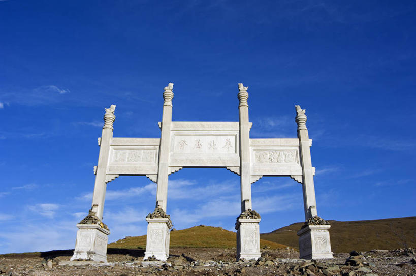 无人,横图,室外,白天,旅游,美景,山,建筑,五台山,日光,中国,亚洲,大门,地形,景观,历史,风景,自然,景色,摄影,宗教,佛教,环境,中国文化,自然风光,东亚,晋中,彩图,旅行,传统文化