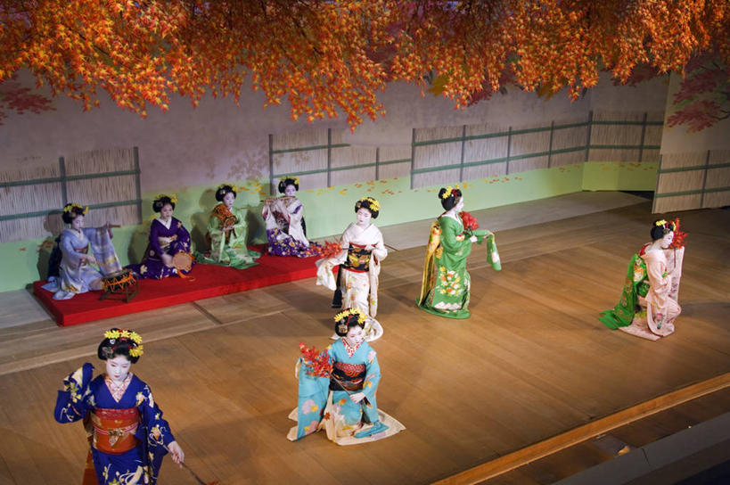 成年人,人群,横图,彩色,烹饪,日本,亚洲,表演,和服,日本文化,料理,食品,历史,菜肴,美食,食物,衣服,摄影,佳肴,京都府,五颜六色,保护,色彩斑斓,五彩缤纷,艺妓,东亚,本州,本州岛,日本国,近畿地方,近畿,五彩斑斓,五光十色,女人,外衣,彩图,传统服装,舞蹈,柱头,传统文化,联合国教科文组织,美人,舞妓