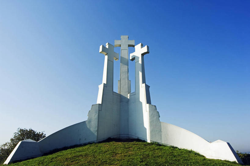 无人,横图,城市,欧洲,十字架,城镇,首都,历史,白色,地标建筑,安静,摄影,纪念,留念,宁静,怀念,立陶宛共和国,维尔纽斯,僧侣,彩图,波罗的海三国,联合国教科文组织