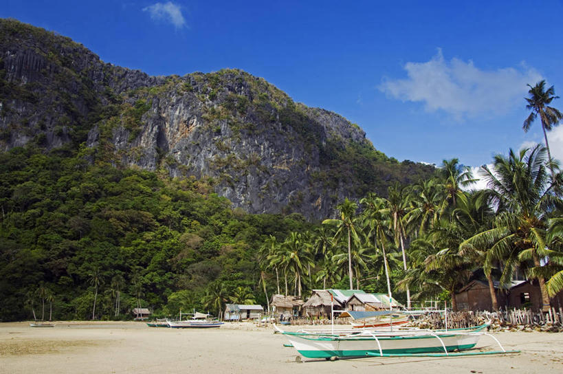 无人,横图,室外,海洋,山,水,船,棕榈树,菲律宾,亚洲,沙子,海岸线,海湾,风景,自然,摄影,东南亚,宁静,巴拉望,美术工艺,爱妮岛,天堂镇,海滩,彩图,罢工,美人,双体船