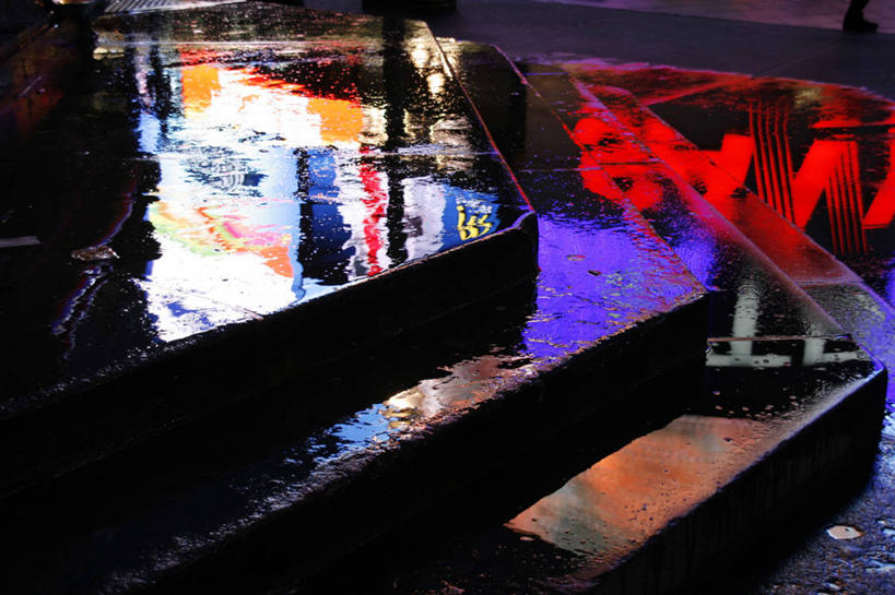 无人,横图,夜晚,雨,城市,霓虹灯,喷泉,英国,光,首都,英格兰,皮卡迪利广场,台阶,黄昏,摄影,照亮,照明设备,英国文化,彩图